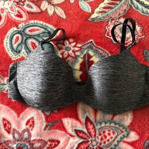 Victoria’s Secret Pink lightly lined bra
